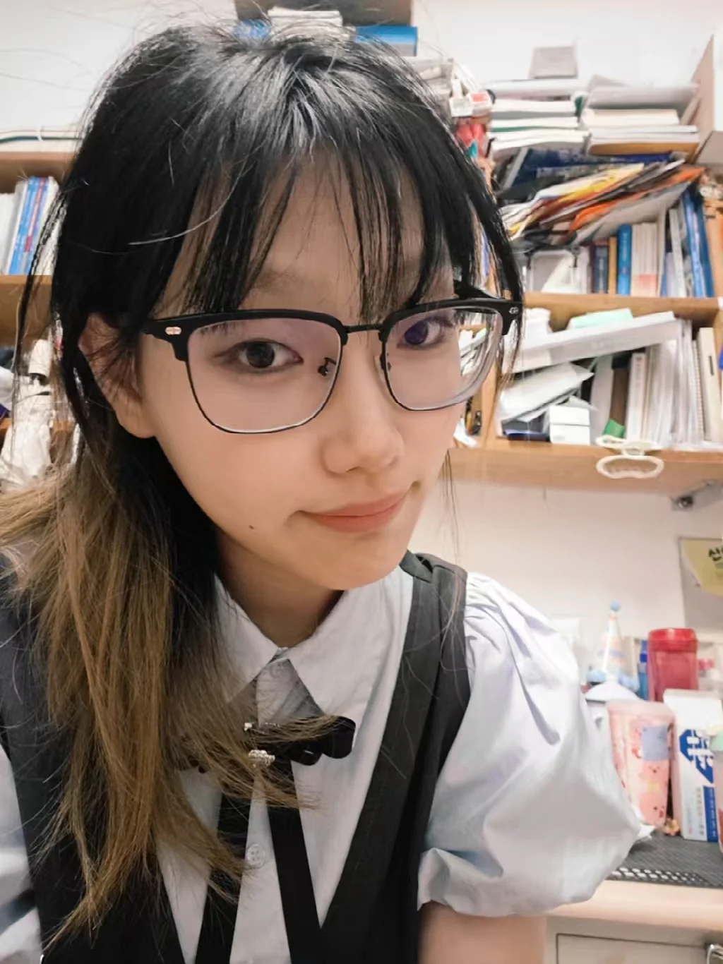 张爱煜 头像