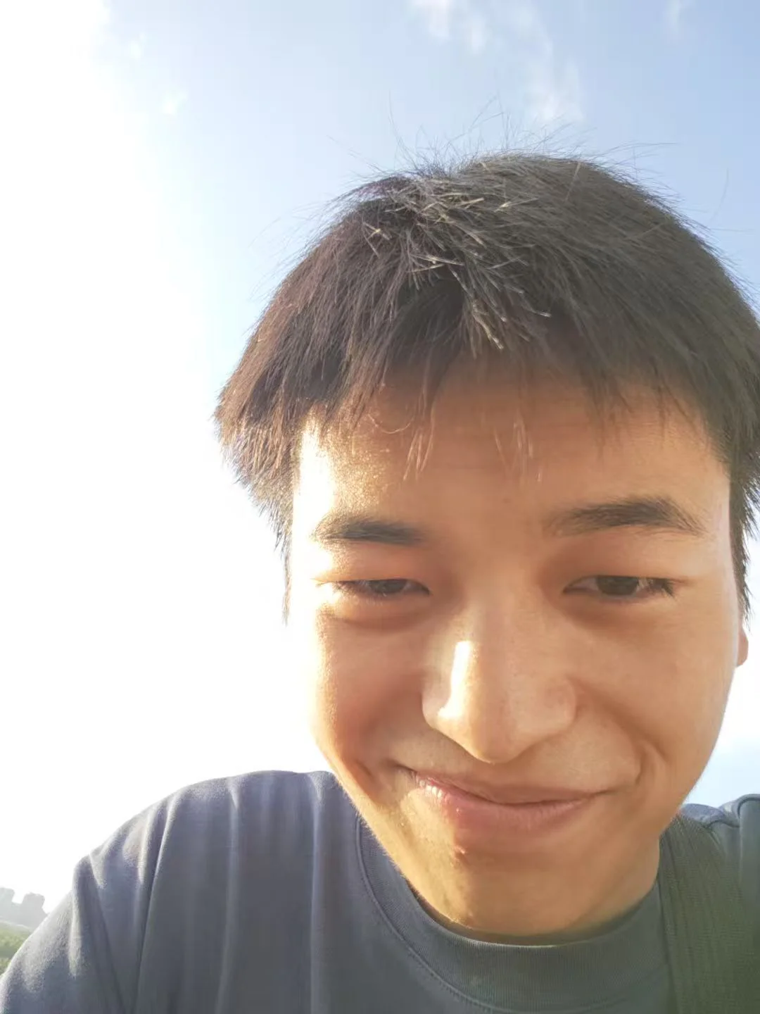 曹启硕 头像